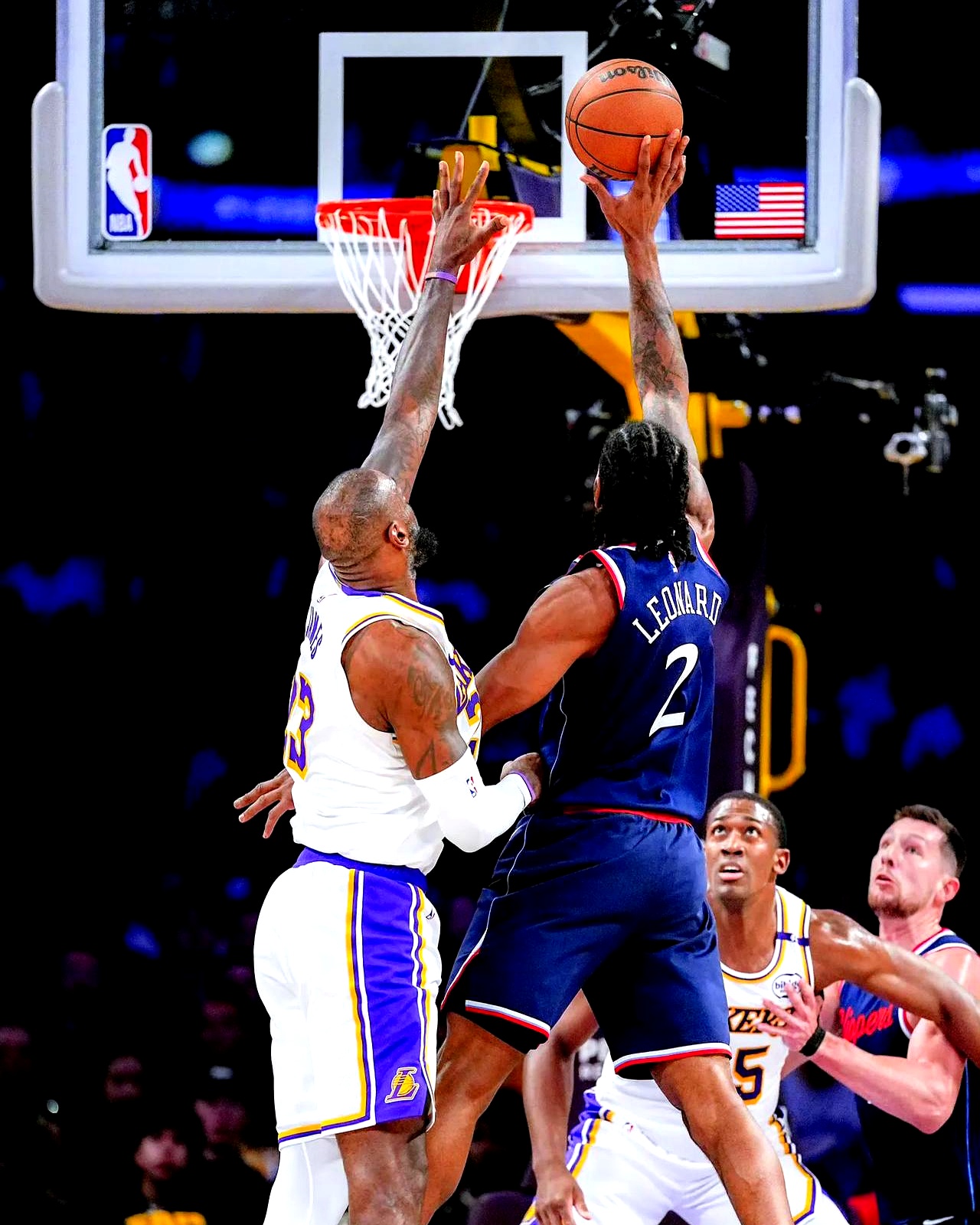 关于快船内线组合火力全开,球队打破连败窘境的信息 关于快船内线组合火力全开,球队打破连败窘境的信息