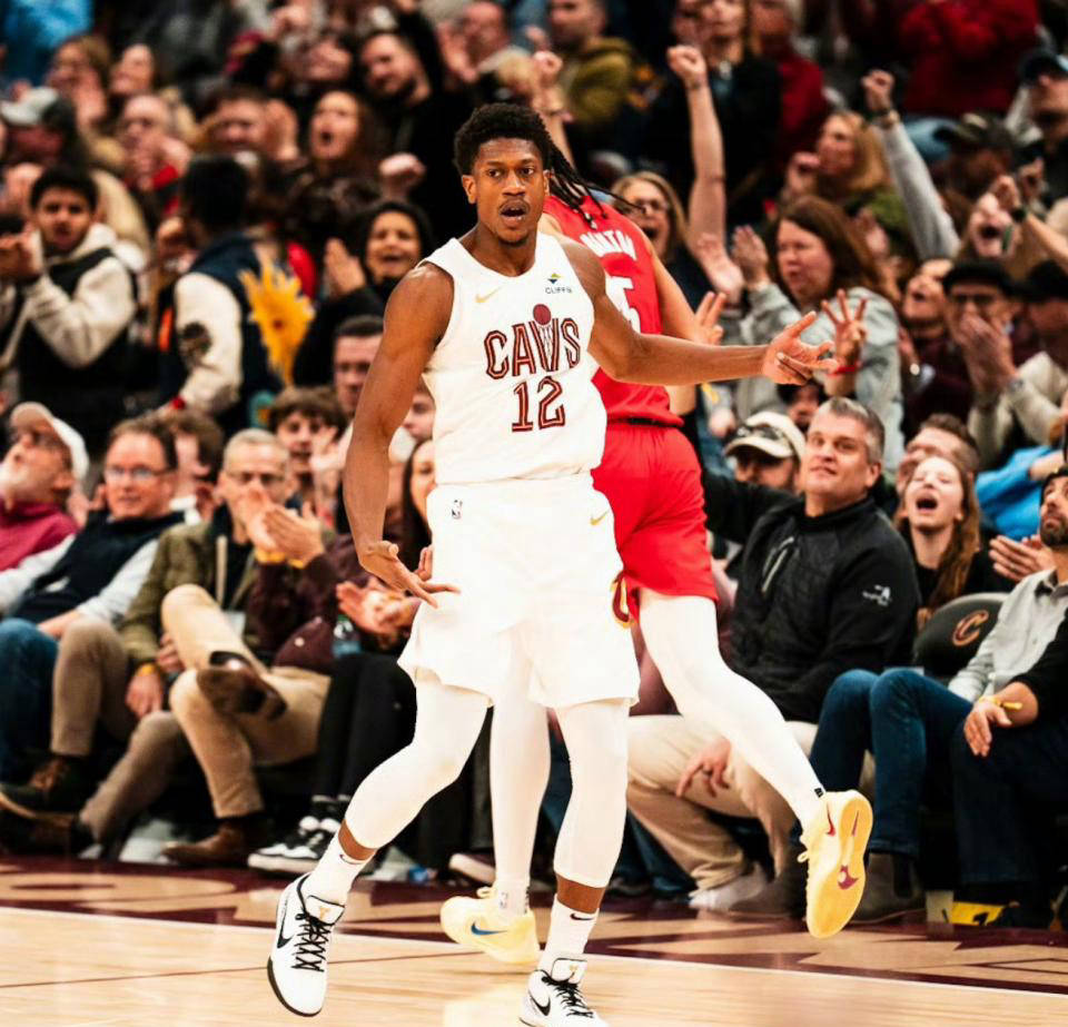 骑士新援表现神勇，球队战绩稳健的简单介绍