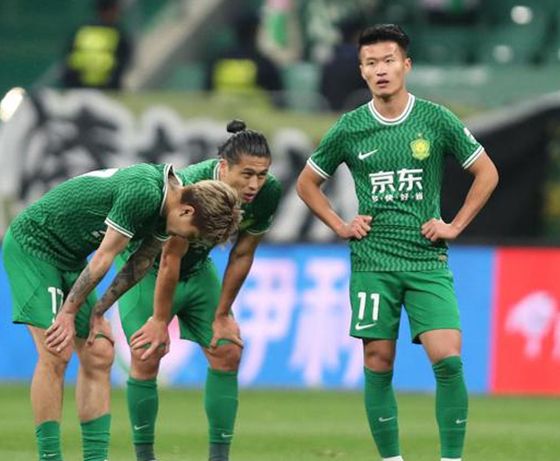 国安主场绝杀申花，一场焦灼之战