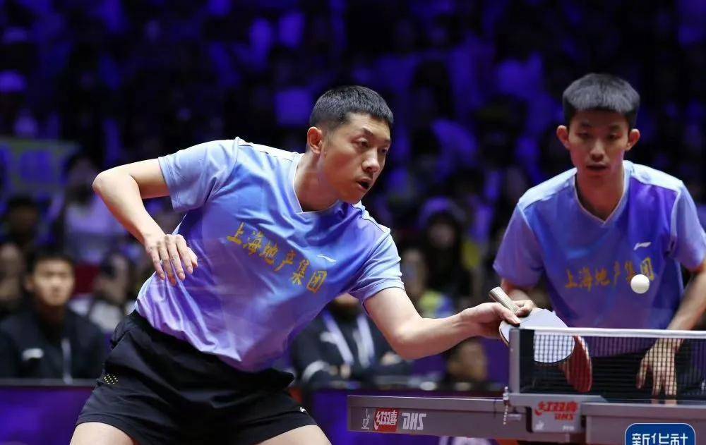 包含瑞典乒乓球队鏖战中国乒乓球队，许昕高光表现的词条