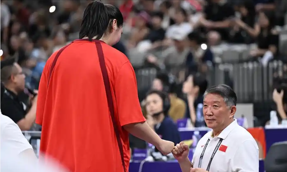 日本队力克中国队，马琳点燃赛场