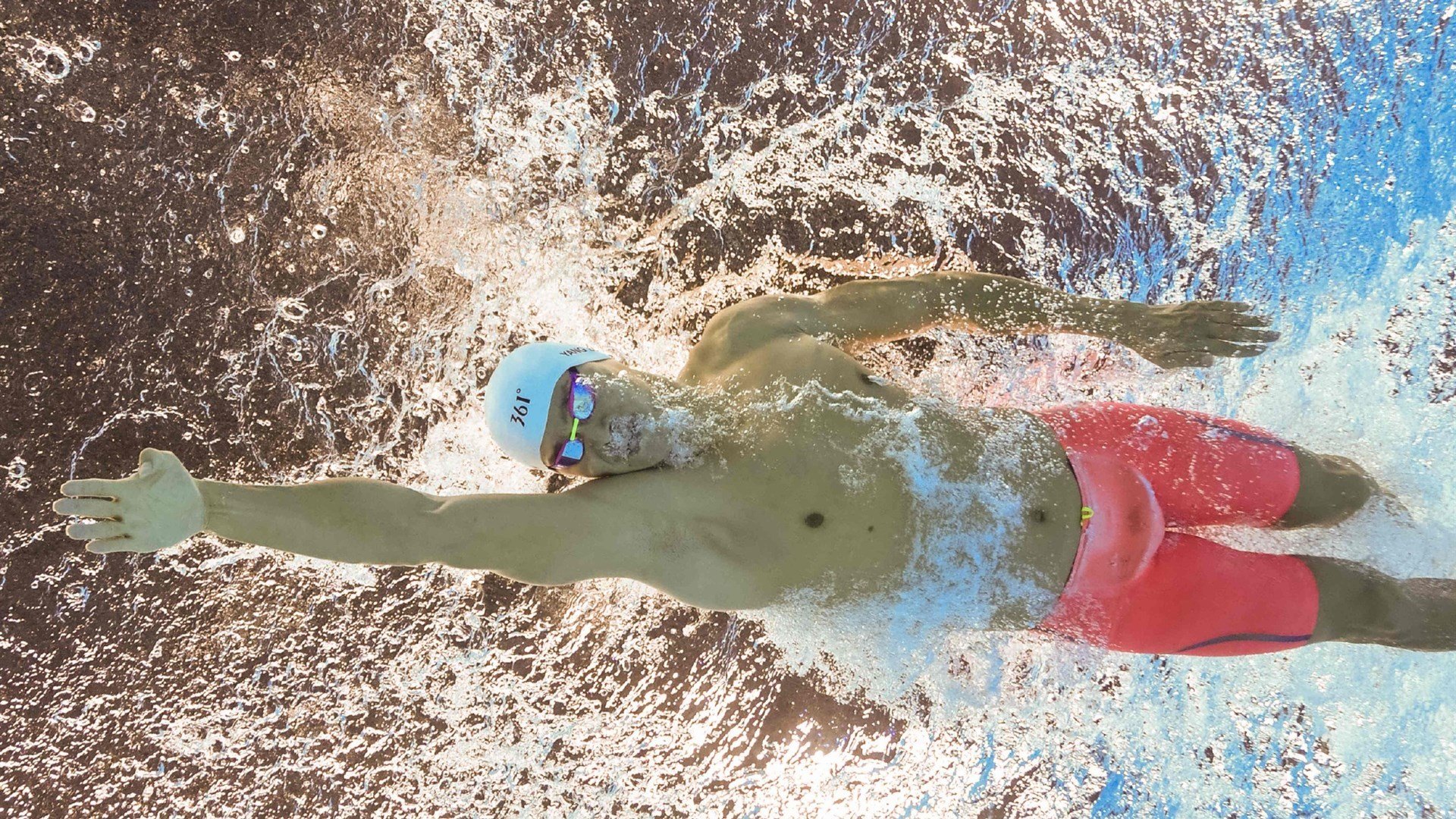 黄潜新核闪耀全场,迪亚斯一锤定音,塞内加尔群星黯然失色