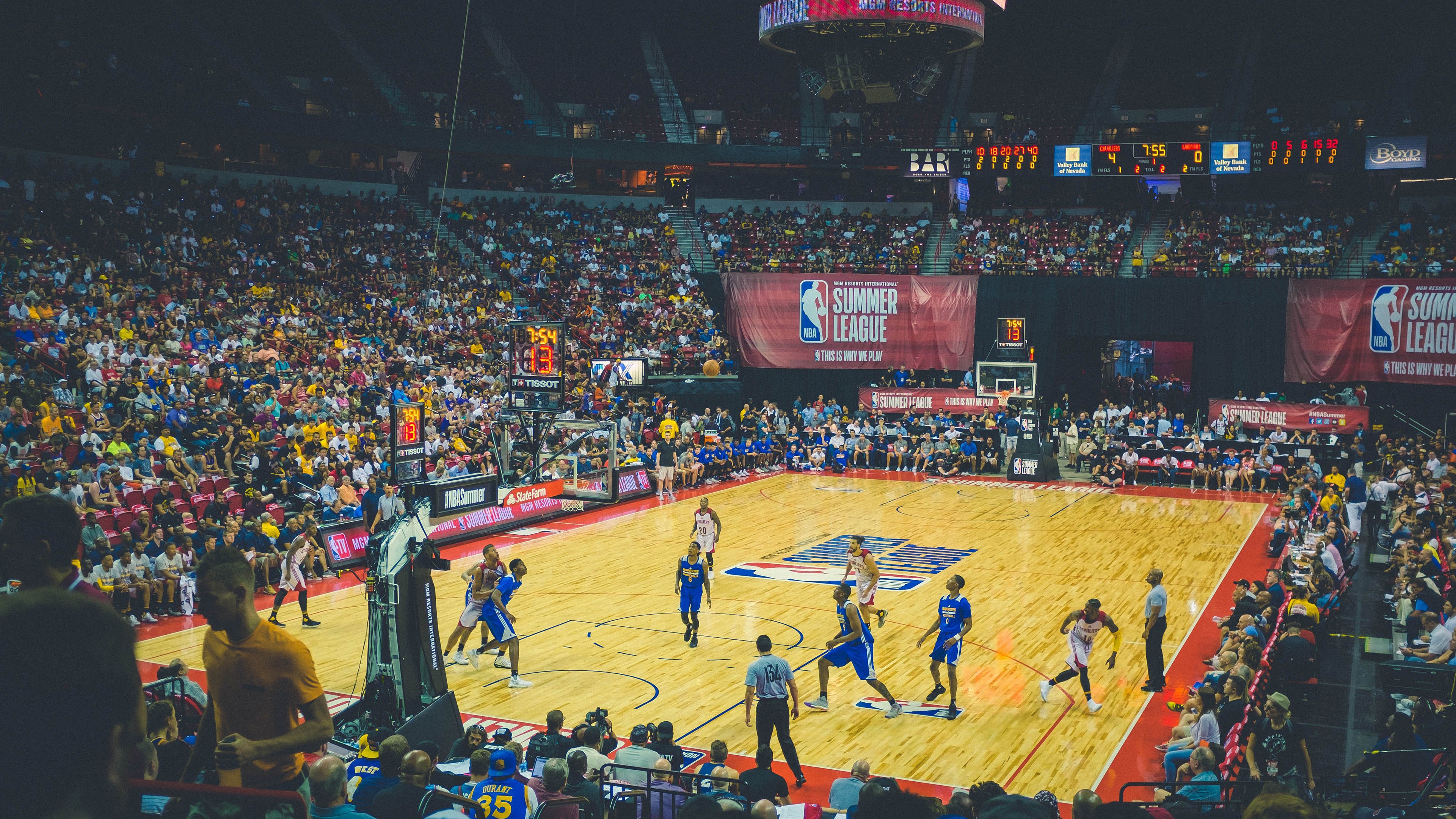 关键时刻的孤胆英雄,小贾伦如何以一己之力改写京粤大战结局